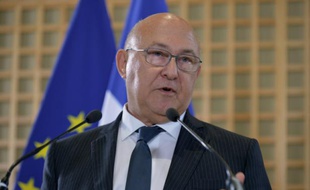 Le ministre des Finances Michel Sapin lors d'une conférence de presse le 16 septembre 2015 à Paris