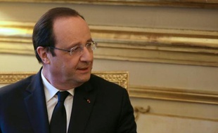 Salué par Berlin et Bruxelles, François Hollande a contraint ses alliés et adversaires politiques à afficher clairement leur position sur son offensive économique en direction des entreprises, même si les suites de sa liaison avec Julie Gayet continuent d'alimenter la chronique.