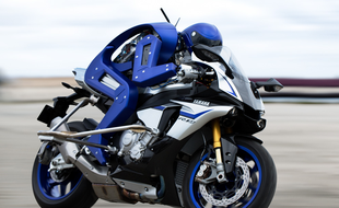 La première moto autonome a été présentée au salon de Tokyo ce 28 octobre, par Yamaha. Son nom ? Motobot.