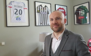 L'agent Thomas Buanec dans son bureau lillois.