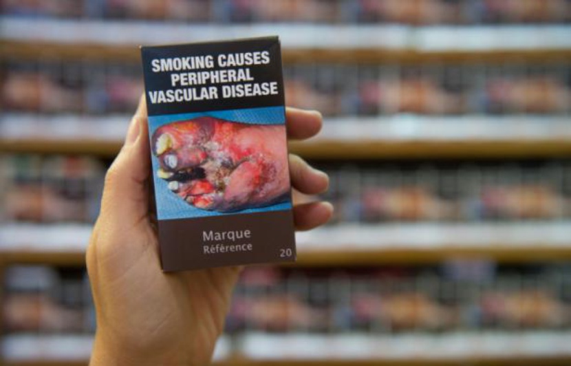 Paquet Neutre Deux Fois Plus De Fumeurs Sont Genes A L Idee De Sortir Leurs Cigarettes Paquet Neutre Deux Fois Plus De Fumeurs Sont Genes A L Idee De Sortir Leurs Cigarettes