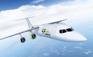 L'avion hybride E-Fan X, muni d'un ou deux réacteurs électriques, annoncé par Airbus.