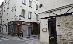 (Illustration) Paris, le 2 décembre 2014, trois rues du 3e arrondissements attendent toujours la trentaine de boutiques de la Jeune Rue de Cédric Naudon.