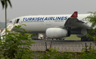 Un avion de la Turkish Airlines le 7 juillet 2015 sur l'aéroport de New Delhi