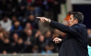 Football, Ligue 1, avant Bordeaux-Strasbourg: Thierry Laurey, coach du Racing club de Strasbourg.