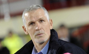 Francis Gillot, l'entraîneur des Girondins de Bordeaux, à Dijon, le 19 novembre 2011.