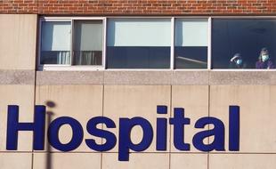 La devanture d'un hôpital anglais. (illustration)