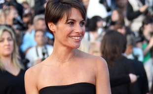 La présentatrice Alessandra Sublet au 63e Festival de Cannes, le 14 mai 2010