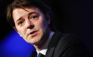 Le ministre de l'Economie, François Baroin, a affirmé jeudi qu'il n'y avait pas de doute sur la candidature du président Nicolas Sarkozy à sa propre succession.
