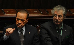 L'Italie a cherché mercredi à rassurer des marchés paniqués par la tempête en zone euro, en accélérant l'adoption des mesures économiques réclamées par l'Union européenne et le départ de Silvio Berlusconi d'ici à samedi ou dimanche.