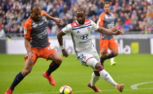 Vitorino Hilton, face au Lyonnais Moussa Dembele