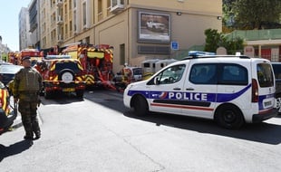 Une opération de déminage est en cours rue de Crimée à Marseille, alors que deux hommes de 23 et 29 ans, soupçonnés de préparer un attentat terroriste ont été arrêtés.