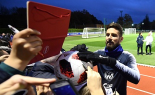 Olivier Giroud à Clairefontaine avant Pays-Bas-France.