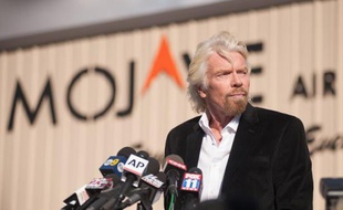 Le patron de Virgin Richard Branson en conférence de presse à Mohave, en Californie le 1er novembre 2014