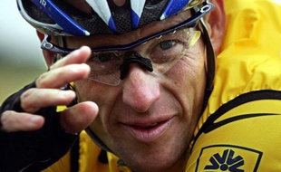Lance Armstrong, déchu à l'automne de ses sept titres au Tour de France, a reconnu s'être dopé dans une interview accordée à la présentatrice américaine Oprah Winfrey dans laquelle il a, selon elle, répondu aux questions que "les gens se posent à travers le monde".