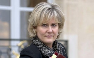La ministre de l'Apprentissage, Nadine Morano, a estimé vendredi que la campagne du candidat socialiste François Hollande était un "bazar total" et "dans la continuité" de celle de Ségolène Royal en 2007.