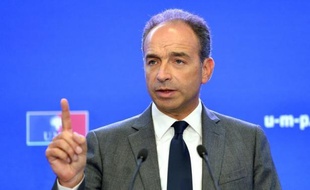 Jean-François Copé, venu dans la Marne avec sa garde rapprochée faire campagne pour la présidence de l'UMP, a affiché mercredi sa confiance en l'issue de l'élection interne des 18 et 25 novembre, assurant sentir "une dynamique" en sa faveur.