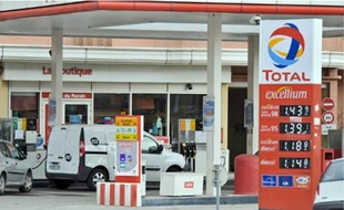 Les difficultés d'approvisionnement ne suffisent pas à expliquer la hausse du carburant.
