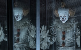Bill Skarsgård incarne Pennywise dans «Ça».