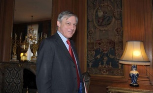 La Banque de France (BdF) a enregistré en 2011 un bénéfice net de 1,57 milliard d'euros, en chute de 38%, un recul essentiellement attribuable à la mise en réserve d'une part importante du résultat pour renforcer la structure financière de l'établissement.