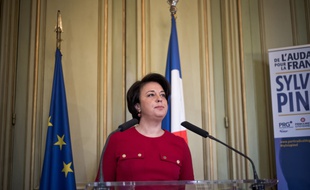 Sylvia Pinel présente son programme présidentiel le 5 janvier 2017 à Paris.