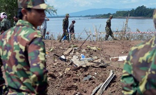 Les secours étaient à la recherche de corps jeudi au Laos après l'accident d'un avion qui a coulé au fond du Mékong avec 49 personnes à bord, dont plus de la moitié d'étrangers, parmi lesquels sept Français