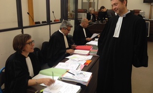Les avocats de la défense, ce vendredi après-midi.