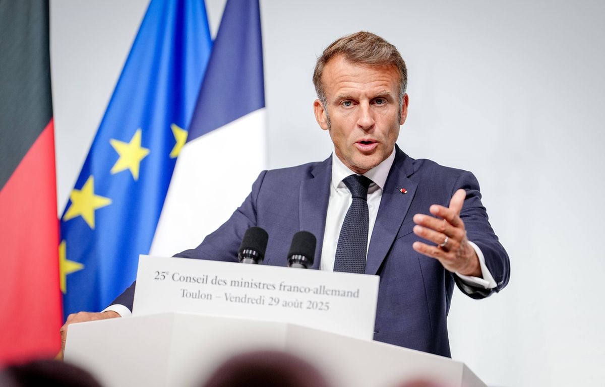 Budget 2026 : Emmanuel Macron entend « exercer son mandat jusqu'à son terme » malgré la crise politique