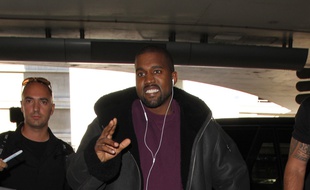 Kanye West à l'aéroport de Los Angeles en novembre dernier