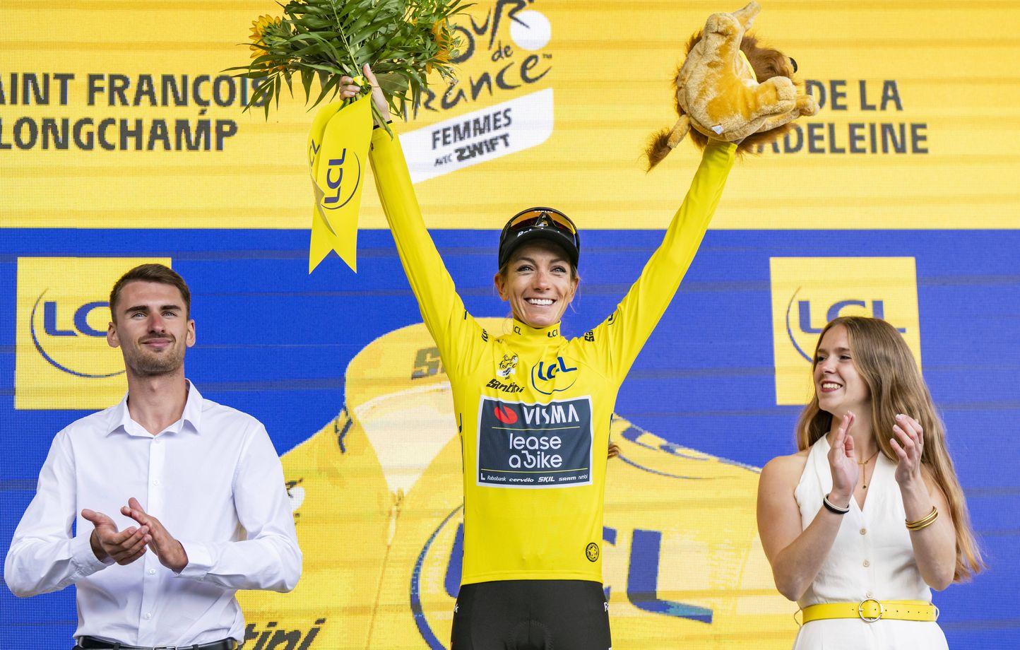 Tour de France féminin : Phénoménale de bout en bout, Pauline Ferrand-Prévot  remporte son premier Tour de France... Revivez la course avec nous