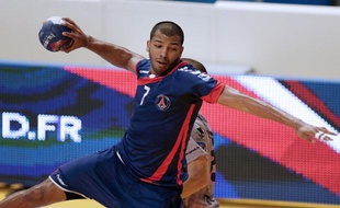 Le demi-centre du PSG Handball Nicolas Claire le 14 septembre 2012.