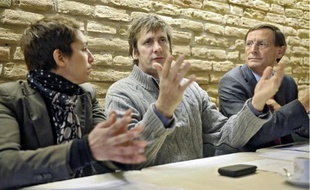 Entouré des élus, John Bernard de Peninsula film a lâché quelques informations.