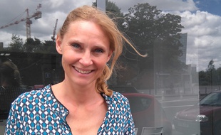 Portrait de Karine Charbonnier, candidate Les Républicains, dans la 11e circonscription du Nord.