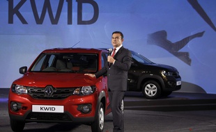 Carlos Ghosn lors de la présentation de la nouvelle Kwid à Chennai en Inde le 20 mai 2015.