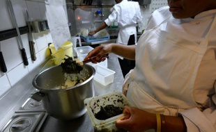 Du 12 juillet au 31 décembre 2015, des contrôles d’hygiène dans 1 500 restaurants à Paris et 200 à Avignon ont été réalisés. Et le résultat n'est guère reluisant...
(Photo illustration).