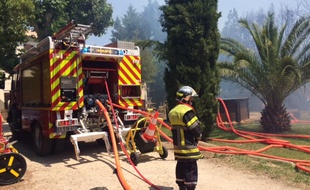 D'importants moyens ont été mobilisés pour éteindre un incendie à Châteaurenard