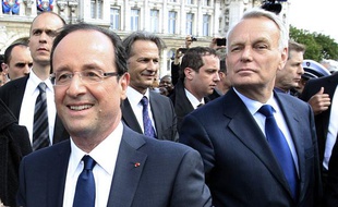 François Hollande et Jean-Marc Ayrault, le 15 mai 2012 à Paris.