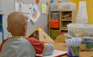 Enfant victime d'un cancer à l'institut Gustave Roussy.
