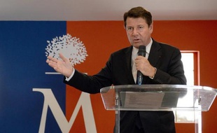 Christian Estrosi maire de Nice, le 13 mai 2015 lors d'une conférence de presse