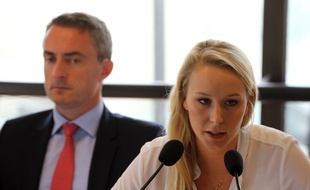 Stéphane Ravier, tête de liste Bouches-du-Rhône, et Marion Maréchal-Le Pen.