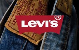 Amazon frappe fort avec cette promo sur cet iconique jean Levi’s