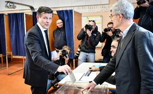 Nicolas Florian, le 15 mars 2020 lors du premier tour des municipales.