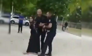Capture d'écran de la vidéo de l'interpellation à Roubaix.