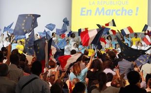 Militants En marche.