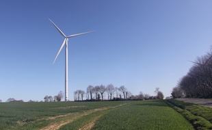 Une éolienne, ici à Plémet, dans les Côtes d'Armor.