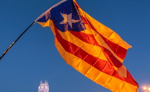 Un drapeau catalan, en Espagne (illustration)
