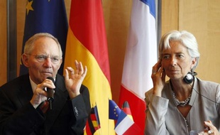 Le ministre des Finances allemand, Wolfgang Schauble, et la ministre de l'Economie, Christine Lagarde, lors d'une conférence de presse commune le 21 juillet 2010.