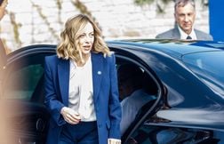 Meloni condamne le partage de photos volées de femmes