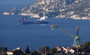 Le cargo "Stena Carrier" à Marseille.