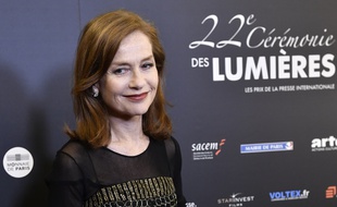 Isabelle Huppert a reçu le Prix Lumières de la meilleur actrice pour «Elle», le 30 janvier 2017.
